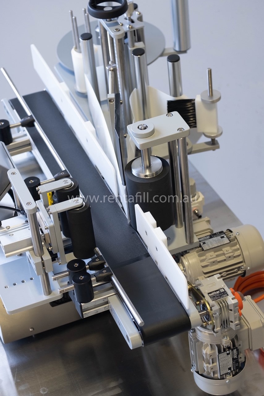small auto label applicator