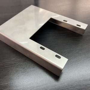 Feed out plate for Aztro labelling machine